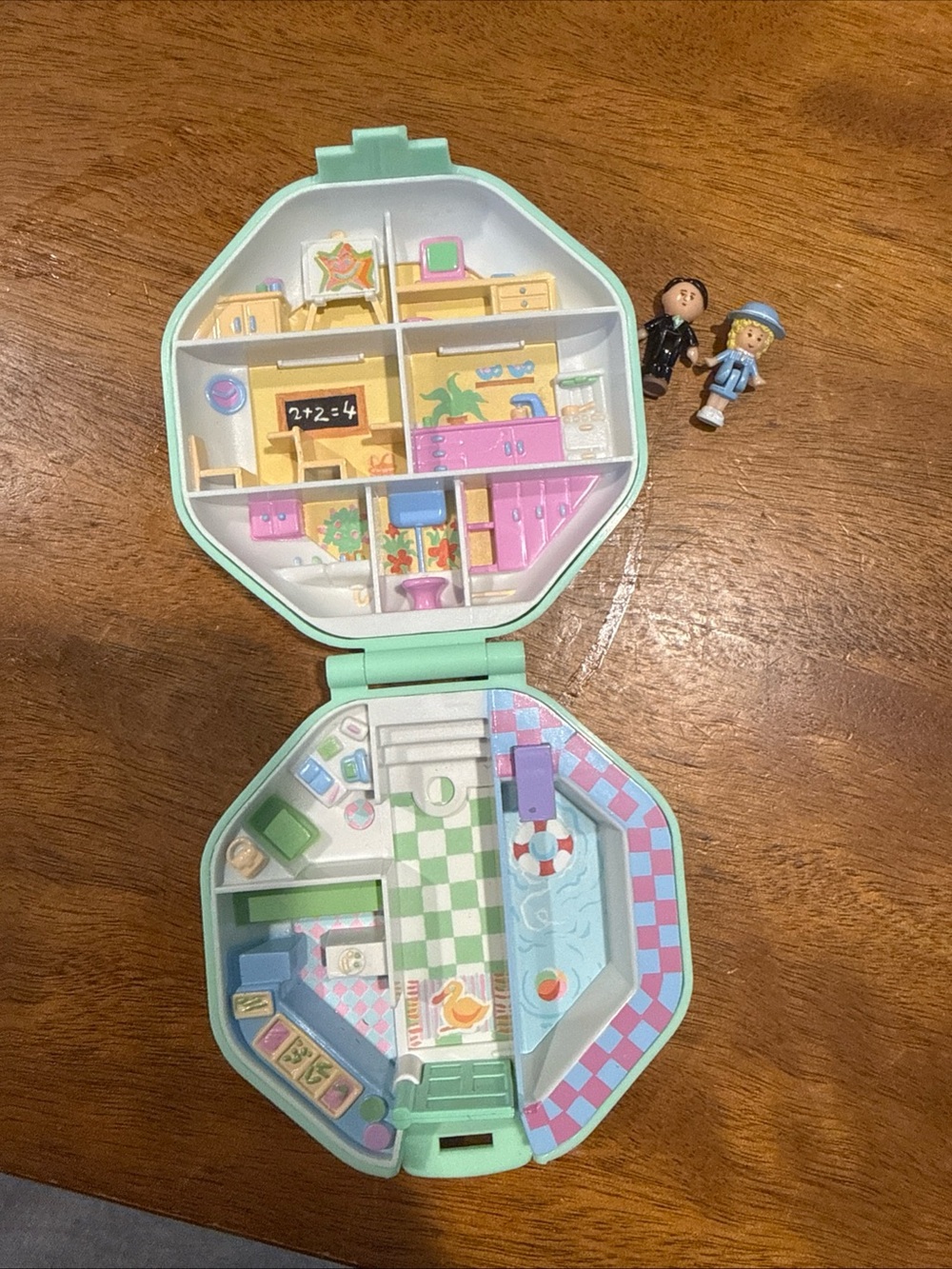 1990 Bluebird Polly Pocket School House Complete Set
